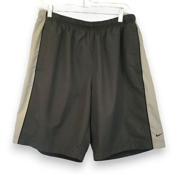 Nike Men's Nylon Elastic Waist Athletic Shorts Size Large Gray White Mesh Pocket - Picture 1 of 7